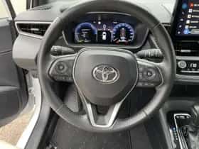 Toyota Corolla (2023) thumbnail 8