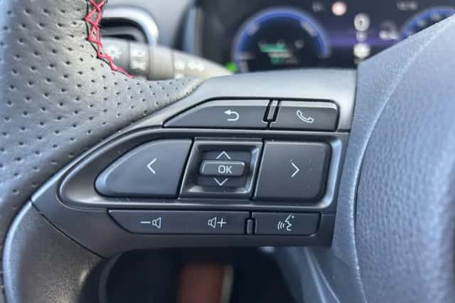 Toyota Yaris Cross (2024) thumbnail 10