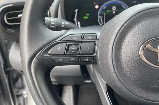 Toyota Yaris Cross (2024) thumbnail 15