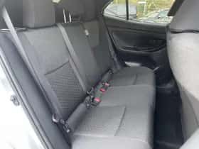 Toyota Yaris Cross (2024) thumbnail 25