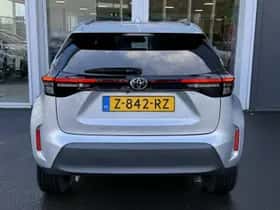 Toyota Yaris Cross (2024) thumbnail 5