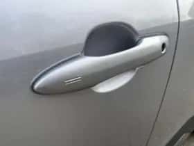 Toyota Yaris Cross (2024) thumbnail 8