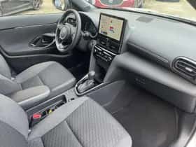 Toyota Yaris Cross (2024) thumbnail 9