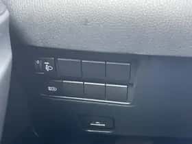 Toyota Yaris Cross (2024) thumbnail 10