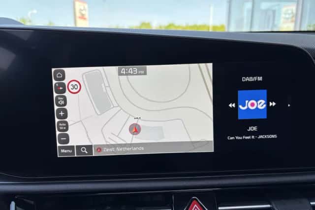 Kia Niro (2024) thumbnail 23