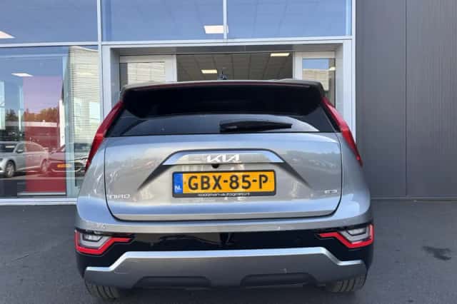 Kia Niro (2024) thumbnail 4