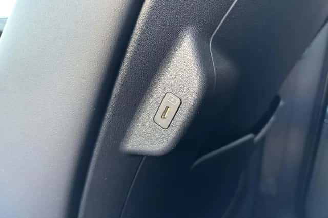 Kia Niro (2024) thumbnail 34