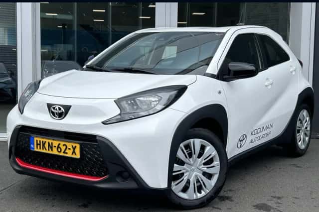 Toyota Aygo (2025) thumbnail 1