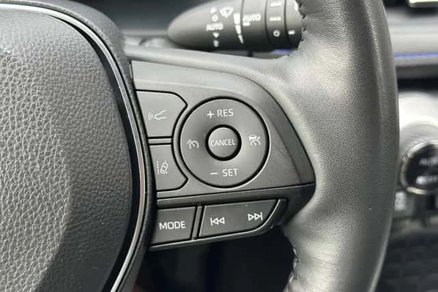 Toyota RAV4 (2024) thumbnail 18