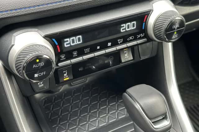 Toyota RAV4 (2024) thumbnail 24