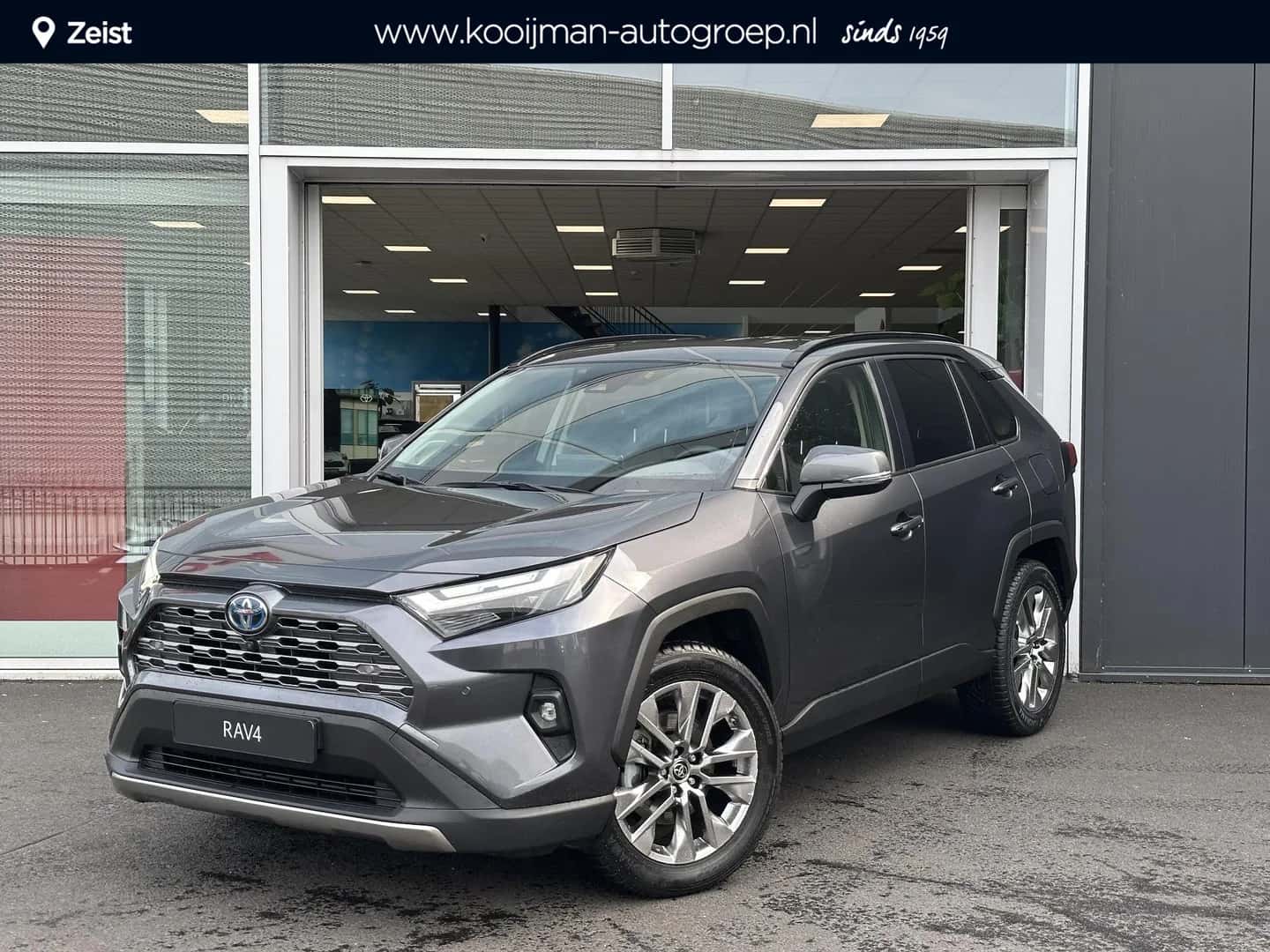 Toyota RAV4 (2022) — foto 1