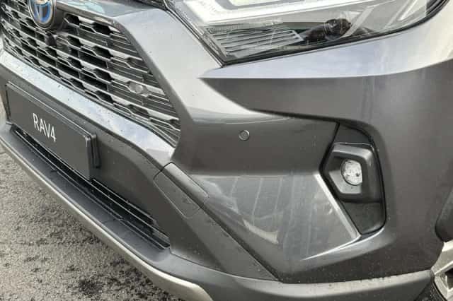 Toyota RAV4 (2022) thumbnail 35