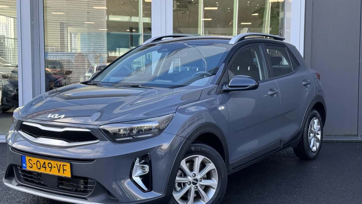 Kia Stonic (2023) — foto 1