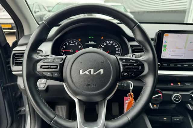 Kia Stonic (2023) thumbnail 9