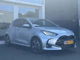 Toyota Yaris (2025) thumbnail 2