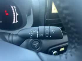 Toyota Yaris (2025) thumbnail 16
