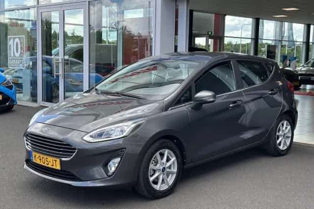 Ford Fiesta (2021) thumbnail 4