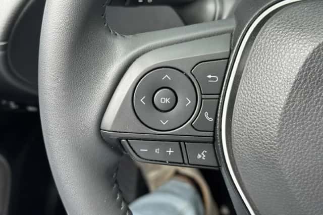 Toyota Corolla (2024) thumbnail 16