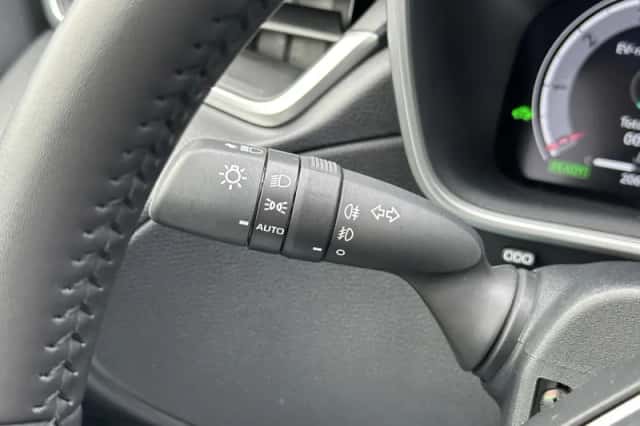 Toyota Corolla (2024) thumbnail 18