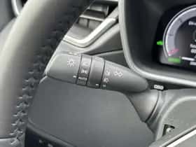 Toyota Corolla (2024) thumbnail 18
