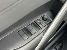 Toyota Corolla (2024) thumbnail 29
