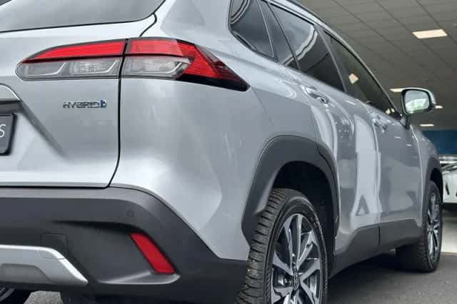 Toyota Corolla (2024) thumbnail 9