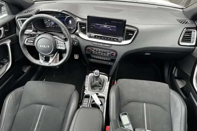 Kia Ceed Sportswagon (2024) thumbnail 17
