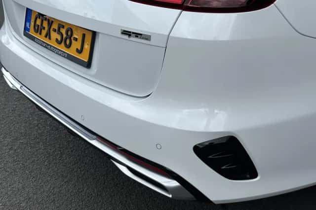 Kia Ceed Sportswagon (2024) thumbnail 6
