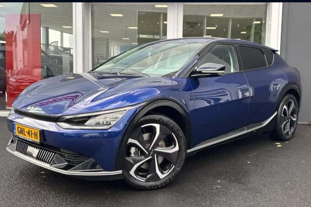 Kia EV6 (2024) thumbnail 1