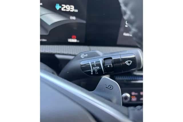 Kia EV6 (2024) thumbnail 15