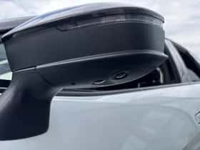 Toyota C-HR (2024) thumbnail 31