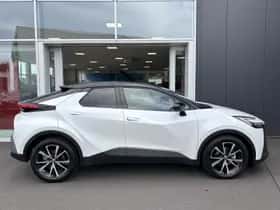 Toyota C-HR (2024) thumbnail 5