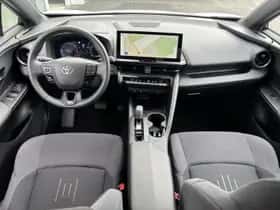 Toyota C-HR (2024) thumbnail 10