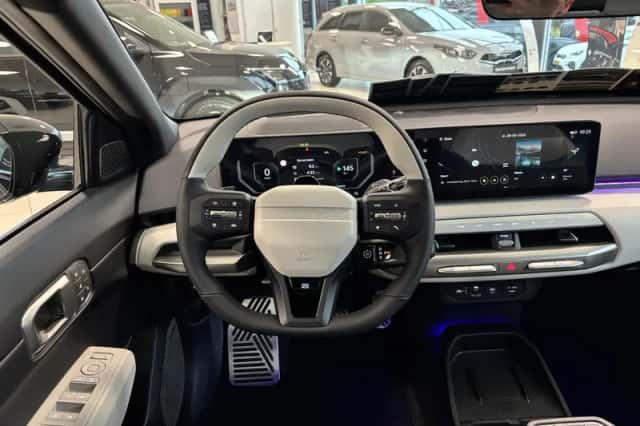 Kia EV4 (2025) thumbnail 9
