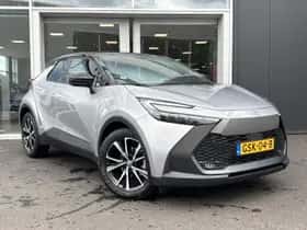 Toyota C-HR (2024) thumbnail 3