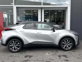 Toyota C-HR (2024) thumbnail 5