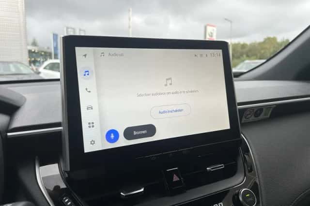 Toyota Corolla (2024) thumbnail 17