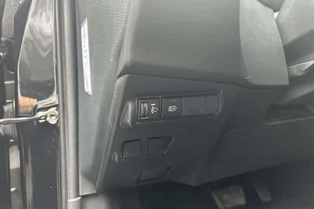 Toyota Corolla (2024) thumbnail 24