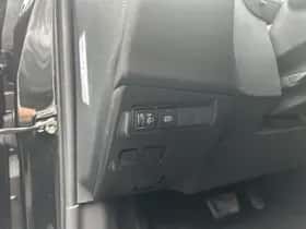 Toyota Corolla (2024) thumbnail 24