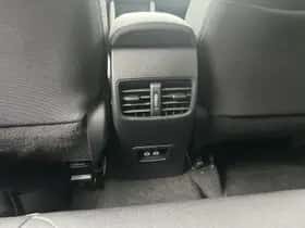Toyota Corolla (2024) thumbnail 26
