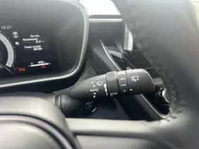 Toyota Corolla (2024) thumbnail 16