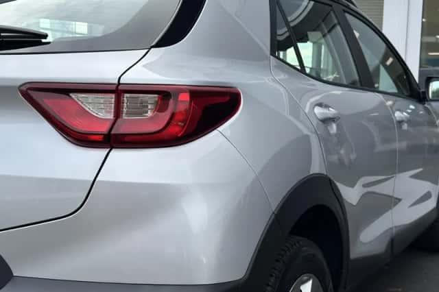Kia Stonic (2023) thumbnail 6