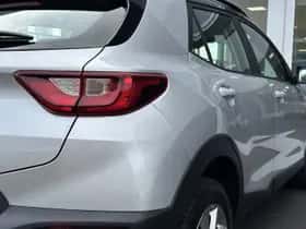 Kia Stonic (2023) thumbnail 6