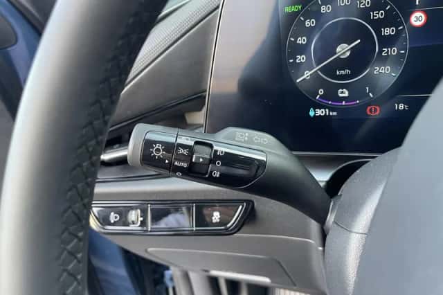 Kia Niro EV (2024) thumbnail 15