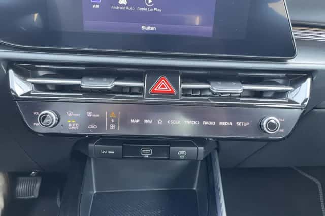 Kia Niro EV (2024) thumbnail 25