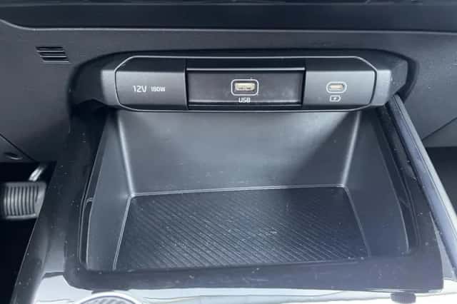 Kia Niro EV (2024) thumbnail 26