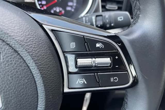 Kia Ceed Sportswagon (2024) thumbnail 16