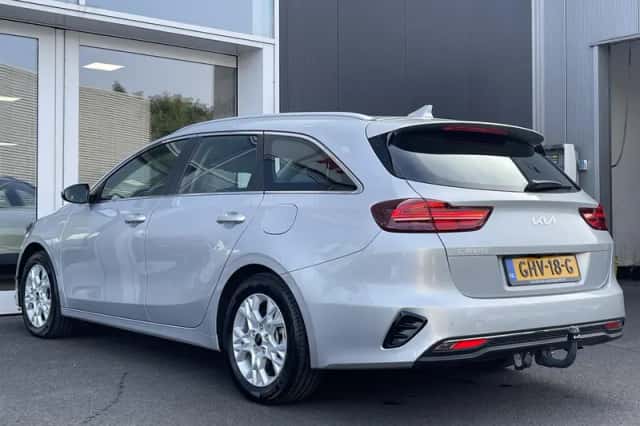 Kia Ceed Sportswagon (2024) thumbnail 6
