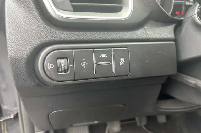 Kia Ceed Sportswagon (2024) thumbnail 21