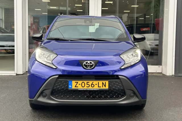 Toyota Aygo (2024) thumbnail 2